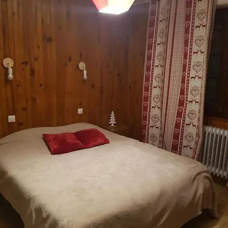 Holiday home La Pineguette Maison 12 Personnes 6 Pers Decoration Sauna 4 Pers La Bresse